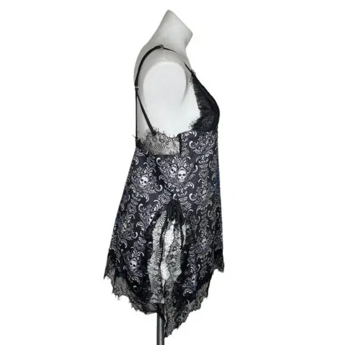 None SKULLS Lingerie Nighty Black White Purple Blue High Side Opening Lace Size XL