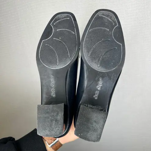 Soft Style Vintage Loafers Size 8 Navy Blue VTG Heel Buckle Detail Classic Pumps