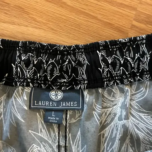 Lauren James Women’s ‎ shorts. Size L