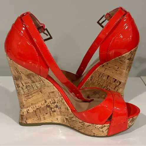 Guess  Kalisa Pep Toe Platform Wedge Cork Shiny Sandals Patent  Coral Red Sz. 7