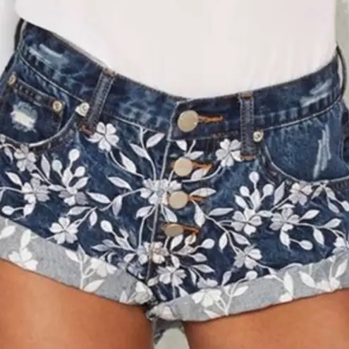 1st Kiss Denim Floral Distressed Short