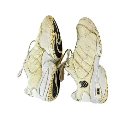 K-Swiss Classic White Sneakers Size 9 low working sneakers, painting C212