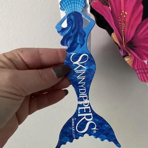 Peppermint Skinny Dippers Black Mowie Bikini Swim Top Size Small NWT