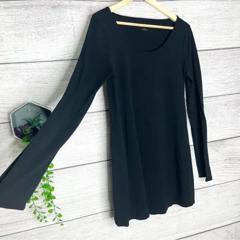 Liz Lange Maternity Black Long Sleeve Tunic Top with Belt Loops Size Small