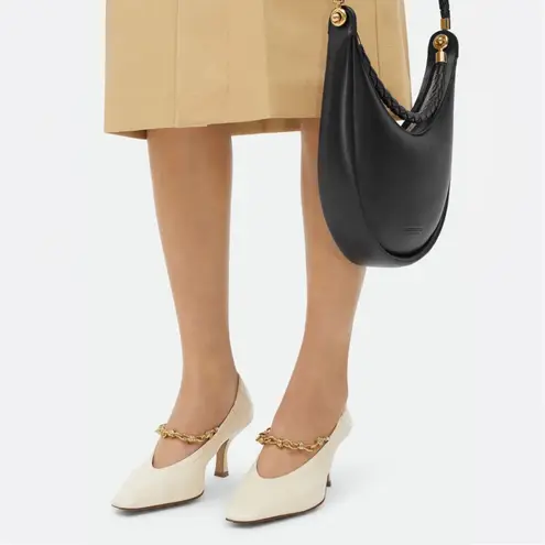 Bottega Veneta NIB Spike Chain Crinkled Leather Pumps in Sea Salt Size 36.5