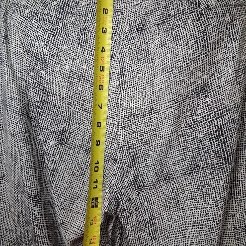 Kenar Black and White Ankle Cropped Pants