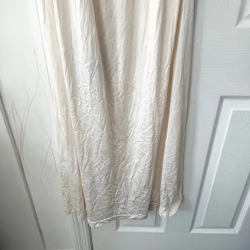 Vassarette Ivory Cream Modest Cap Sleeve Full Length Satin Nightgown Medium Vtg