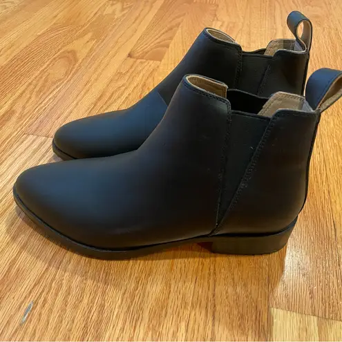 Nisolo Eva Everyday Chelsea Boot