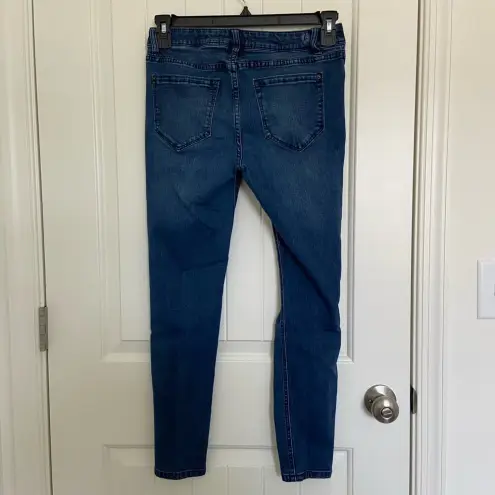 Kensie EUC | ‎ Jeans women’s effortless ankle mid rise ripped medium wash jeans
