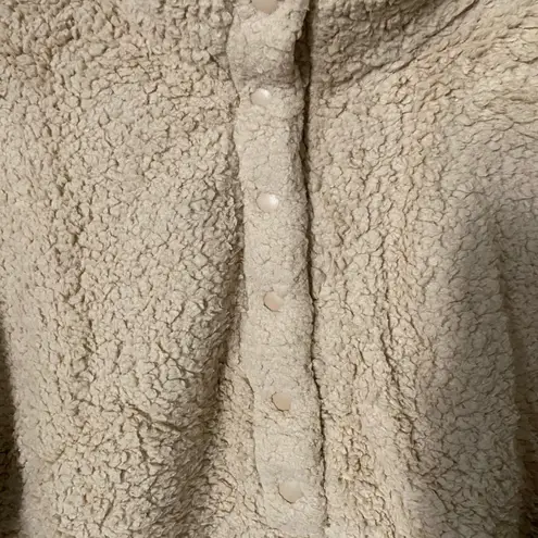 NWT Khaki Fleece Pullover Tan