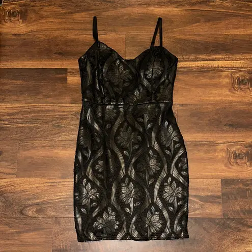Siena Floral Lace Faux