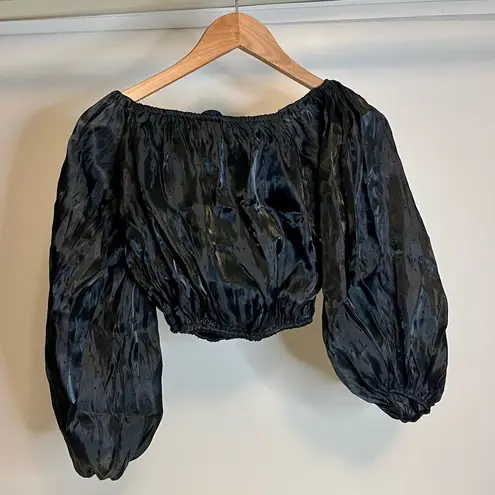 Nasty Gal NWT  Poof Sleeve Crop size small