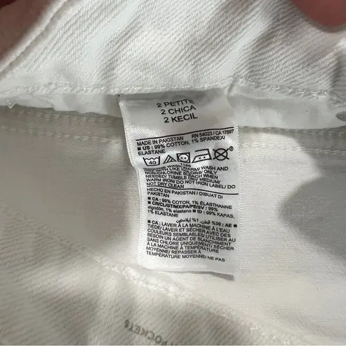 Old Navy  Curvy High-Waisted OG Straight Ankle Jeans‎ NWT Size 2 Petite