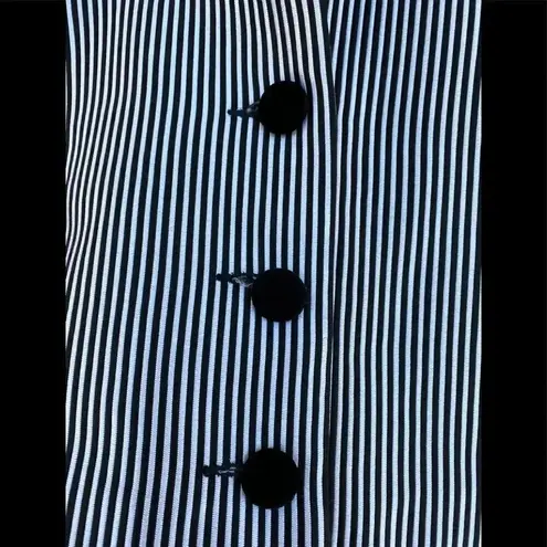 Carolina Herrera crop blazer size 8