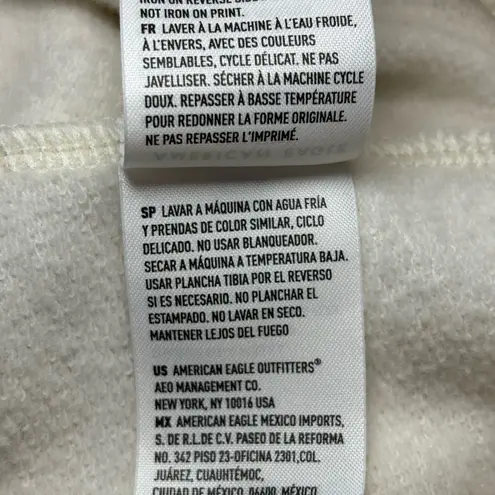 American Eagle  Disney exclusive Mickey Minnie sledding winter sweater shirts S