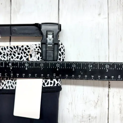 Lululemon Pants Women Size 2 Black Speckle Print Ankle Crop Leggings Pockets