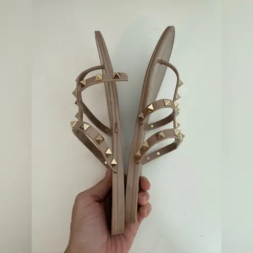 Valentino Garavani Rockstud T-Strap Flat Slide Sandals 39