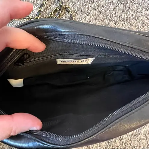 Daniella Bag Vintage Black Vegan Leather Quilted Crossbody Chain‎ Purse