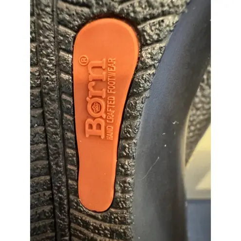 b.o.c. Between The Toe Sandal Woman's 8M Black Wedge Buckle Size 8