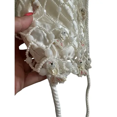 LA REGALE Vintage White Beaded Fish Cocktail Bag Purse