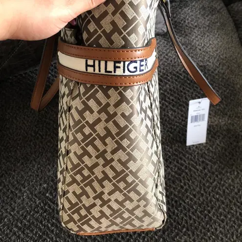 Tommy Hilfiger Brand New  Purse