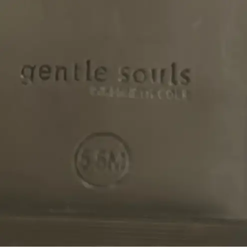 Gentle Souls by Kenneth Cole Women's Size 5.5 Emma Zip Ankle Boot