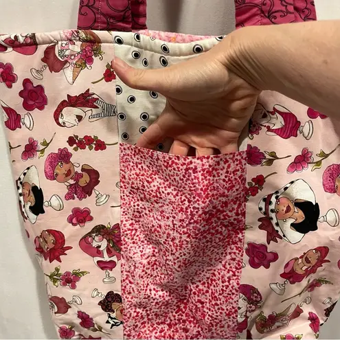 Handmade Adorable quilted ladies with flowers possibly  shopper tote motivation