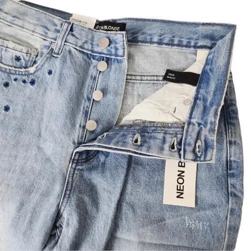 Neon Blonde NWT Size 26 Blue Siren Jeans High Rise Distressed Raw Hem Embroidery