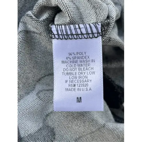 LA Made Camo Print V-Neck Top Casual Everyday Relaxed Fit Green Size M