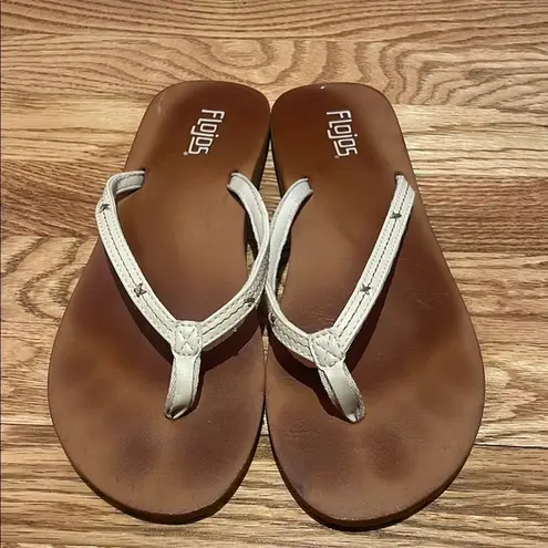 Flojos Tan Sandals Classic Comfort Size 9