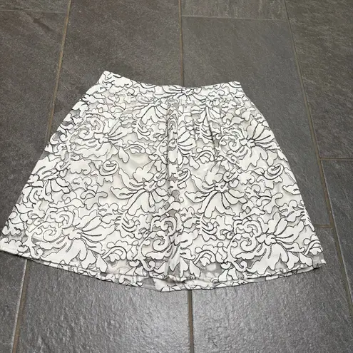 Buttons White Black Floral Embroidered Lace Overlay Feminine Mini Skirt Medium