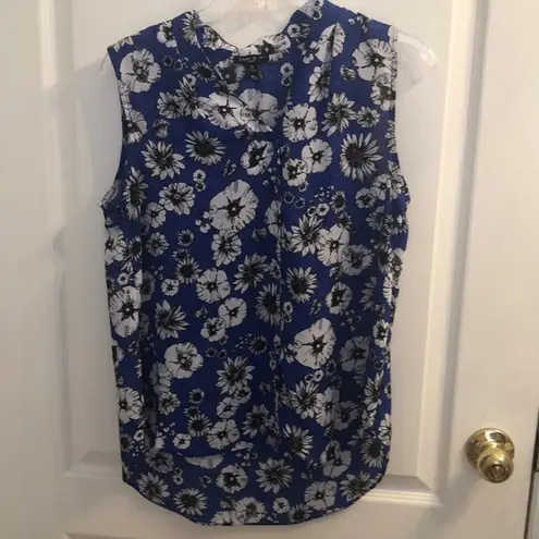 Sami & Jo Petite Blue Floral Blouse👗