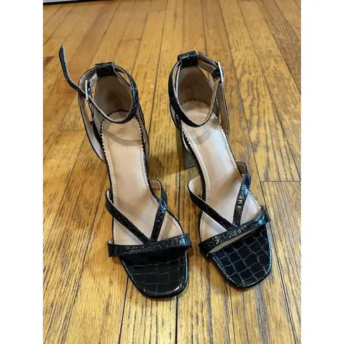 CREVO Kaitlin Block Heels Women Size 8 Trendy Aesthetic Vibe Chunky Black NWOB