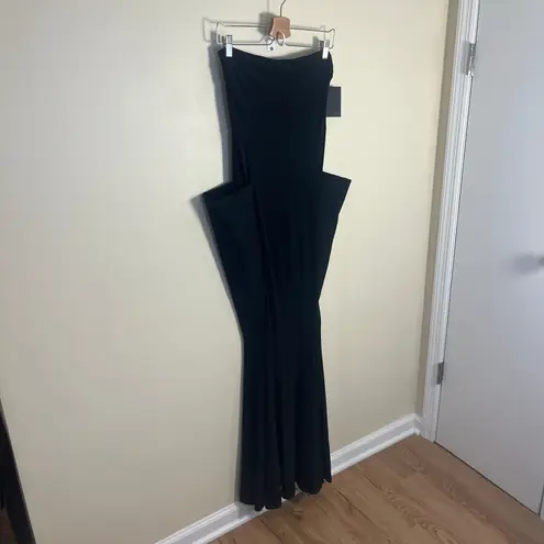 Norma Kamali NWT Strapless Wing Fishtail Gown in Black Size Small