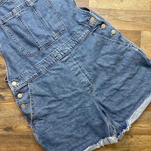 Gap  Denim Slouchy Shortalls Overalls Womens Size Large Raw Hem