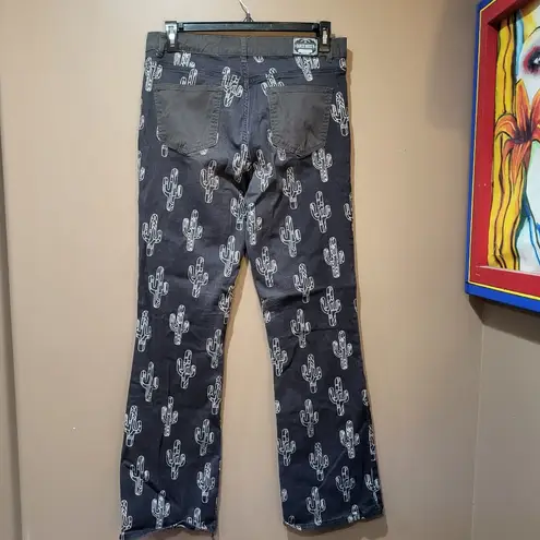 Ranch Dress’n Western bootcut cactus jeans Blue Size 33