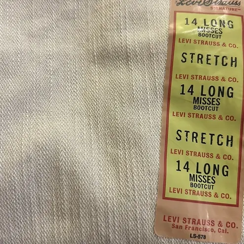 Levi's Strauss Signature Misses Size 14 Long Beige/Tan Denim Bootcut Jeans NWT Tan