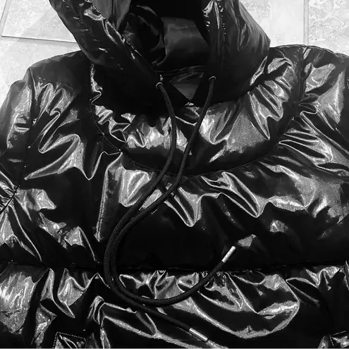 NEW Black Quilted Puffer Poll