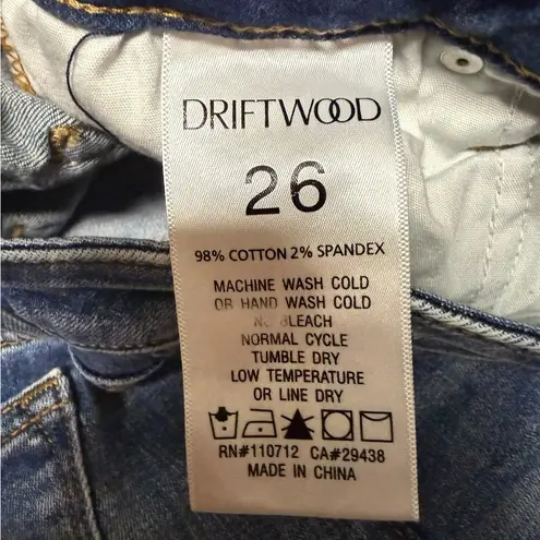Driftwood Candace Jeans – Argyle Embroidered Hem - Size 26
