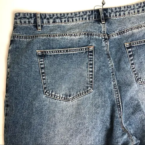 Missguided Plus Size Blue Dad Fit Jeans Light Wash NWOT