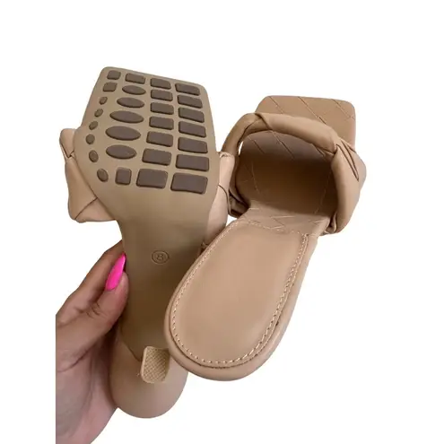 TAN Womens Woven Trend Sandals Heels Size 8
