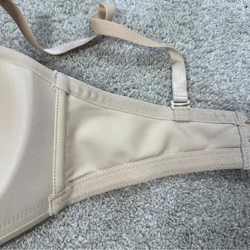 Wacoal Women’s Staying Power Wire Free Strapless Bra in Sand Size 36D