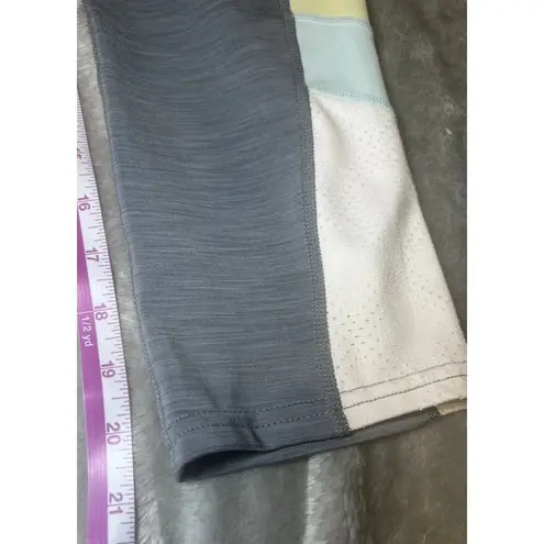 Tangerine Capri Leggings Women Size Small Grey Muilti Color Sheer Stretch