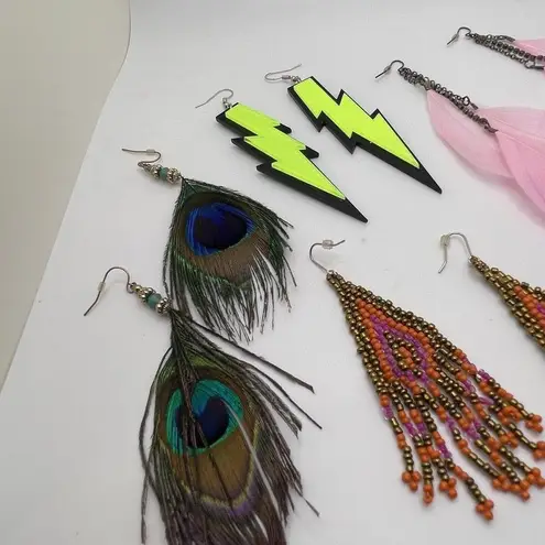 Lot Of 4 Costume Earrings Pierced Dangle Drop / Feather, Lightning Bolt, Bead