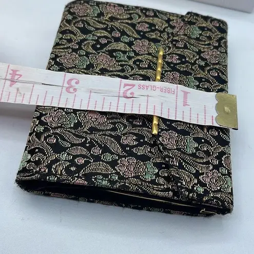 Vintage Larcazy, 230.Ruede Rivoli, Paris brocade wallet. Gold