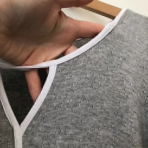 Bobeau Solid Gray White Keyhole Cutout Short Flutter Sleeve Blouse Top Small SM