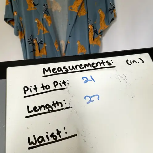 Soma button down pajama top soft short sleeves leopards big cats women L rayon Size L