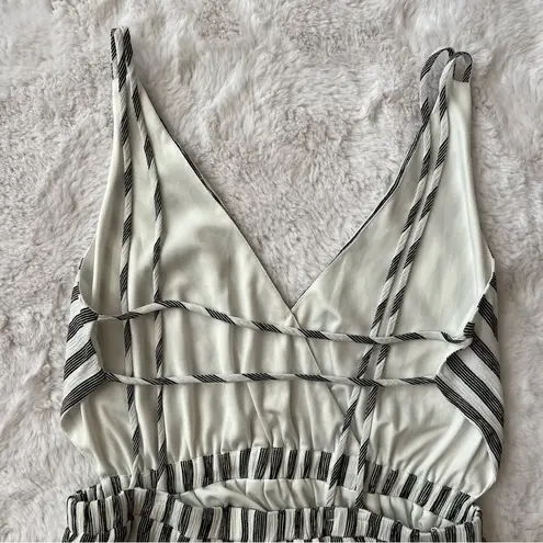 Lulus Oceanside Adventure White Striped Backless Skater Dress Black Size L
