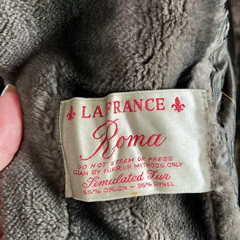 Roma Vintage La France simulated fur coat