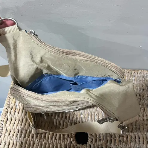 Baggallini Organizer Bag Crossbody Messenger Multi Pockets Beige Designer EUC